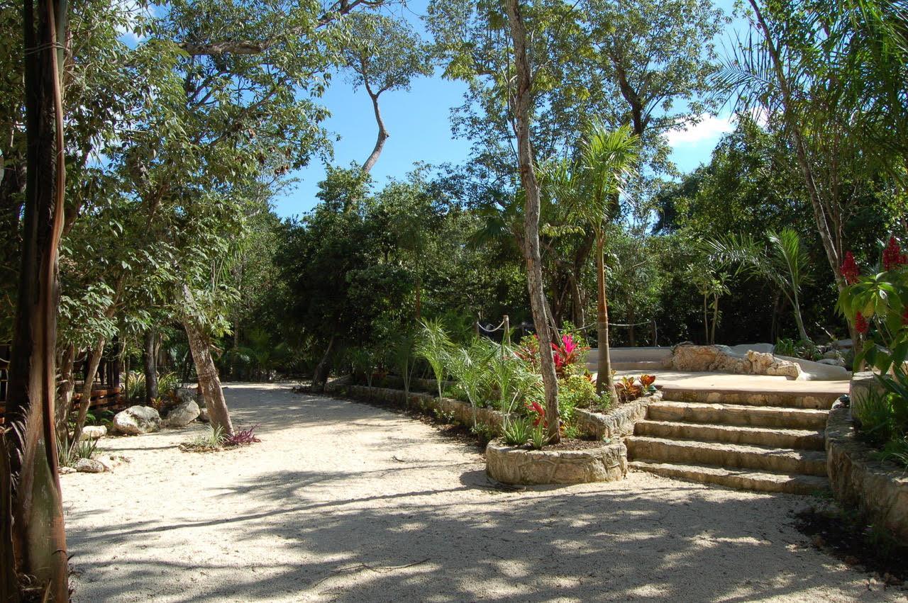 La Hacienda Cancun- El Ramonal, Monkey Sanctuary Hotel Exterior foto